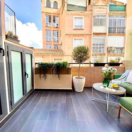 Olive Penthouse Apartment Малага Екстериор снимка