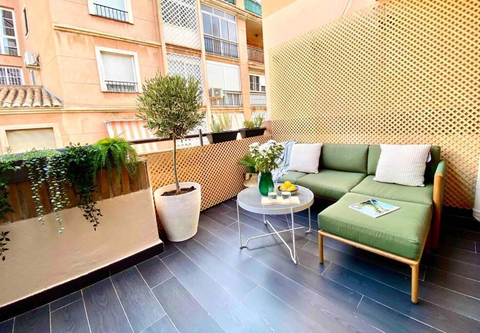 Olive Penthouse Apartment Малага Екстериор снимка