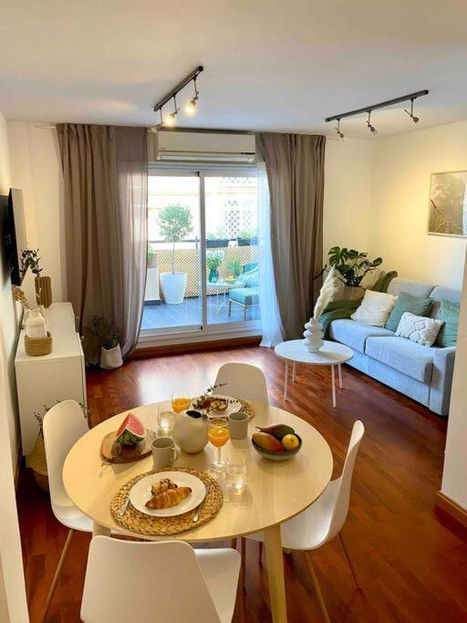 Olive Penthouse Apartment Малага Екстериор снимка